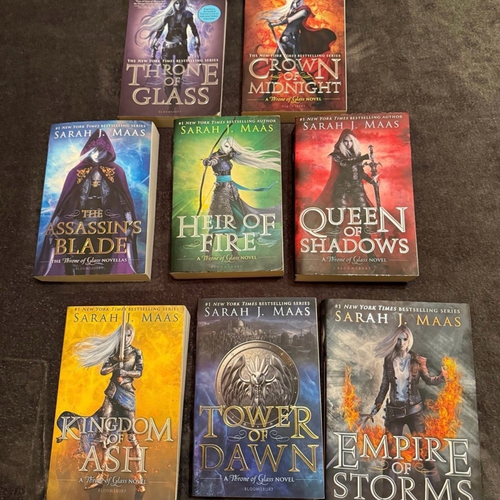 THRONE OF GLASS OOP